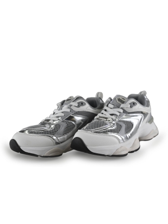 Maruti Sneaker