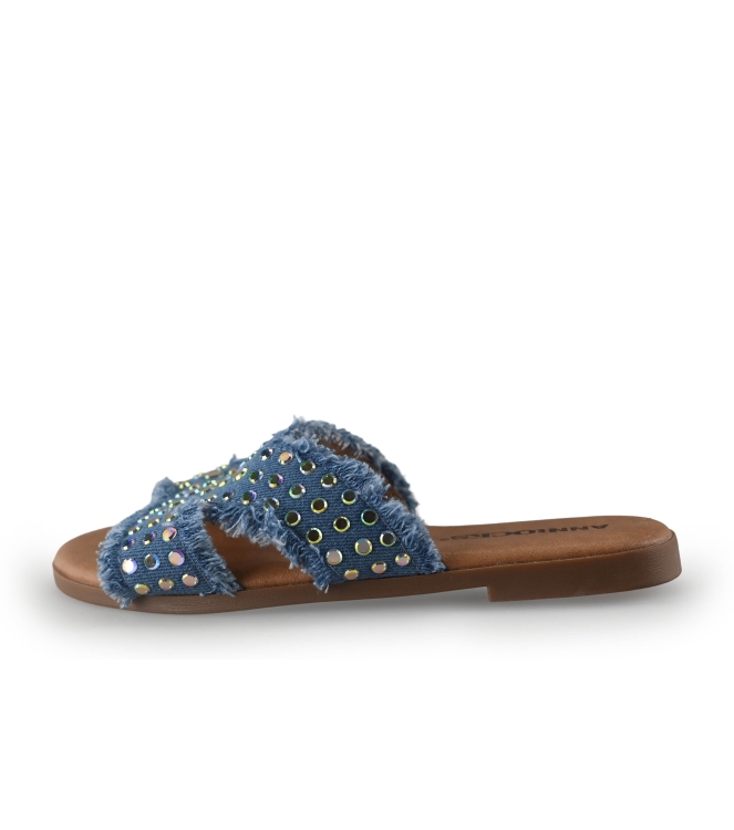 Ann Rocks Flip-Flops