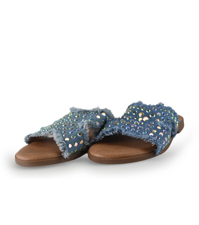 Ann Rocks Flip-Flops