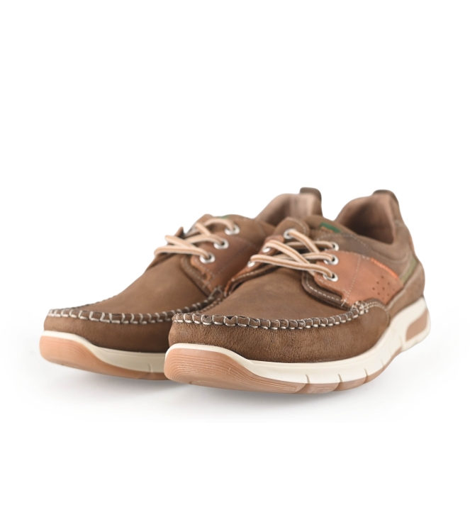 Outfielder Sneaker