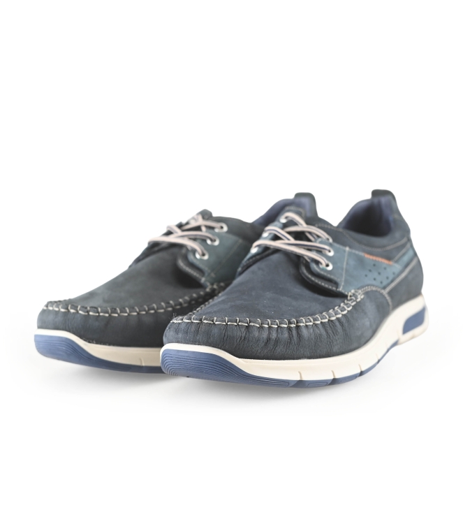 Outfielder Sneaker