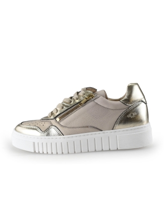 AQA Sneaker