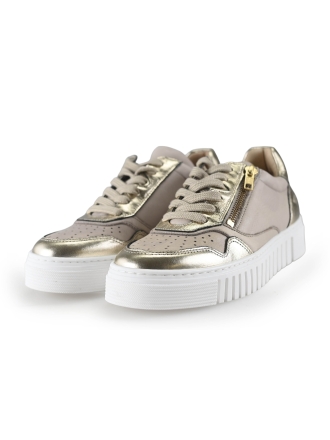 AQA Sneaker