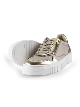 AQA Sneaker