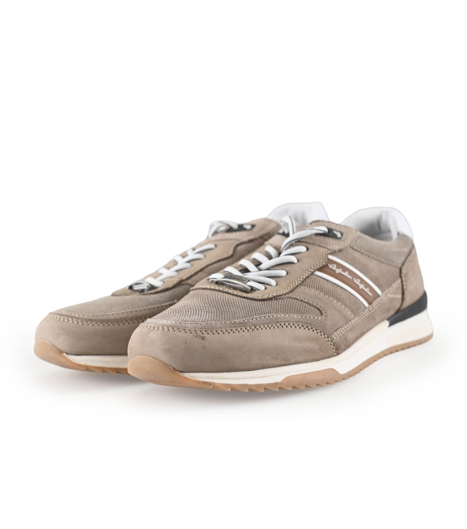 Australian Sneaker