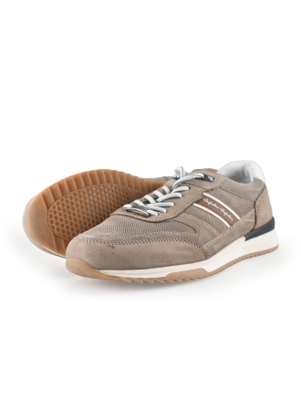 Australian Sneaker