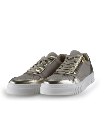 AQA Sneaker