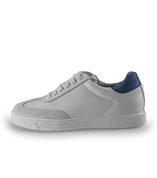 AQA Sneaker