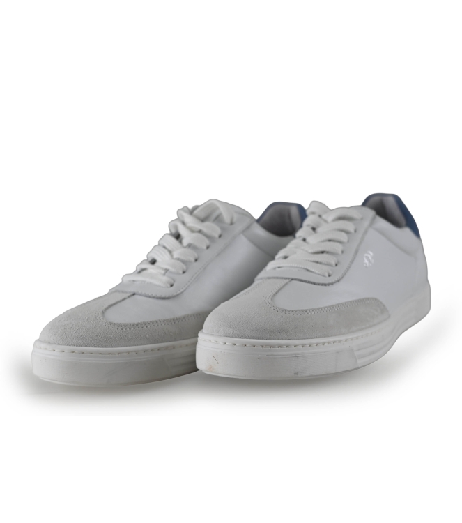 AQA Sneaker