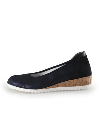 Fey Slip-ons