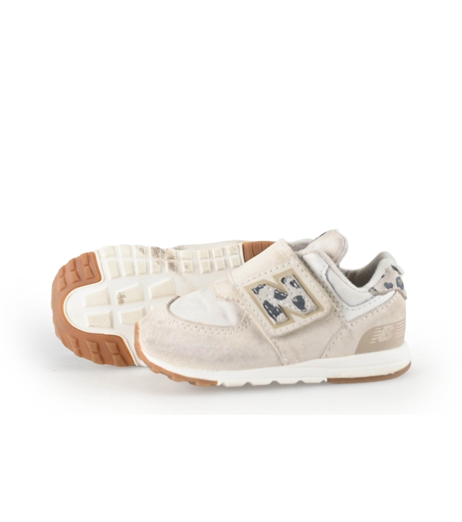 New Balance Sneaker
