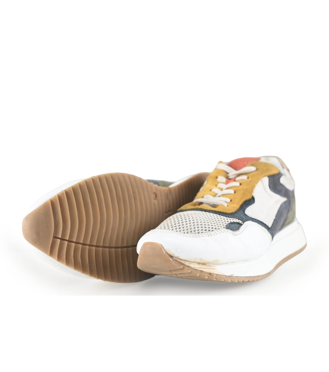 DSTRCT Sneaker