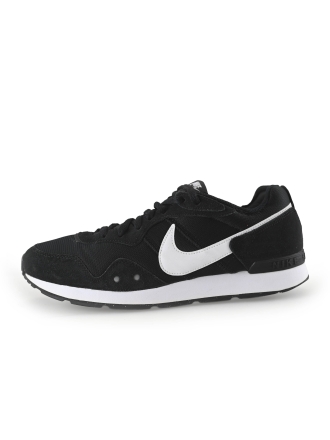 Nike Sneaker