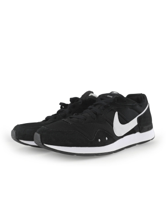 Nike Sneaker