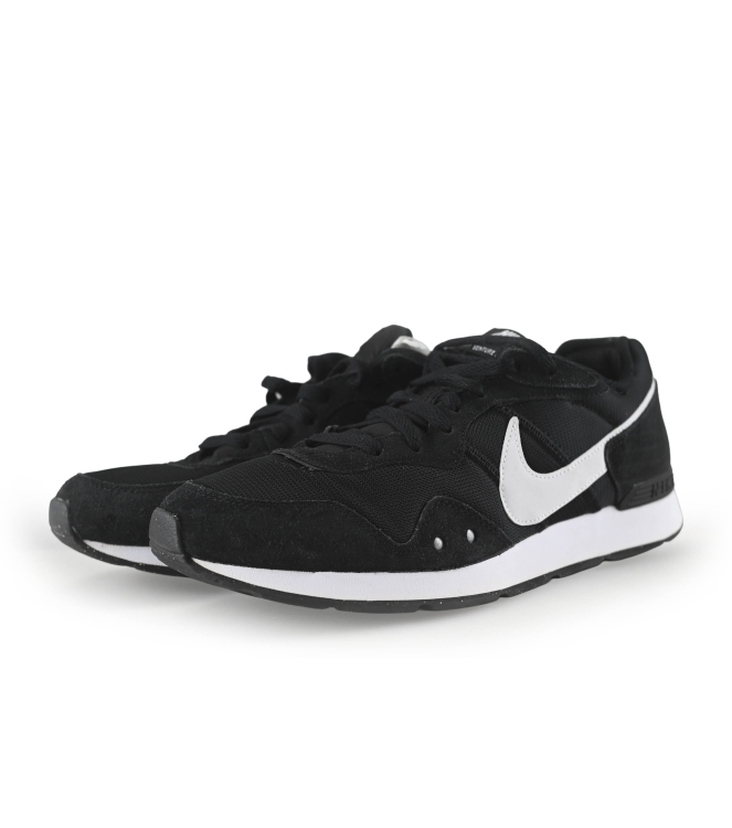 Nike Sneaker
