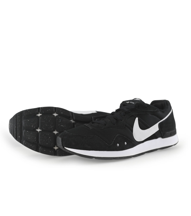 Nike Sneaker