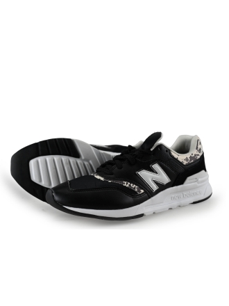New Balance Sneaker
