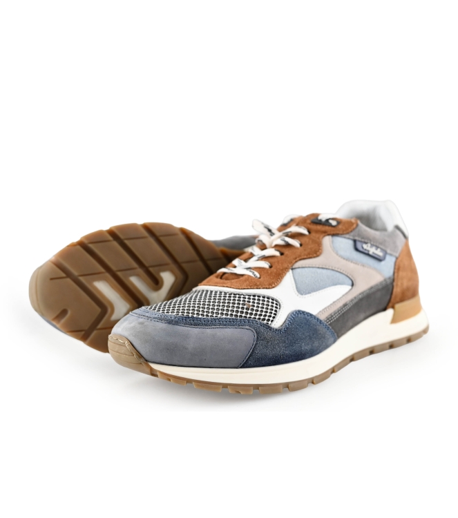 Australian Sneaker