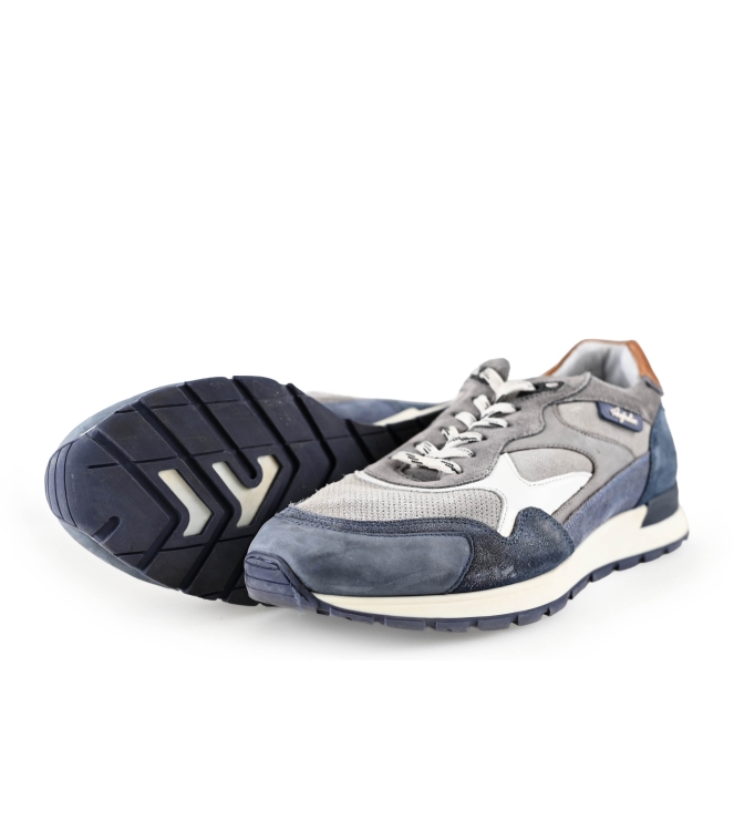 Australian Sneaker