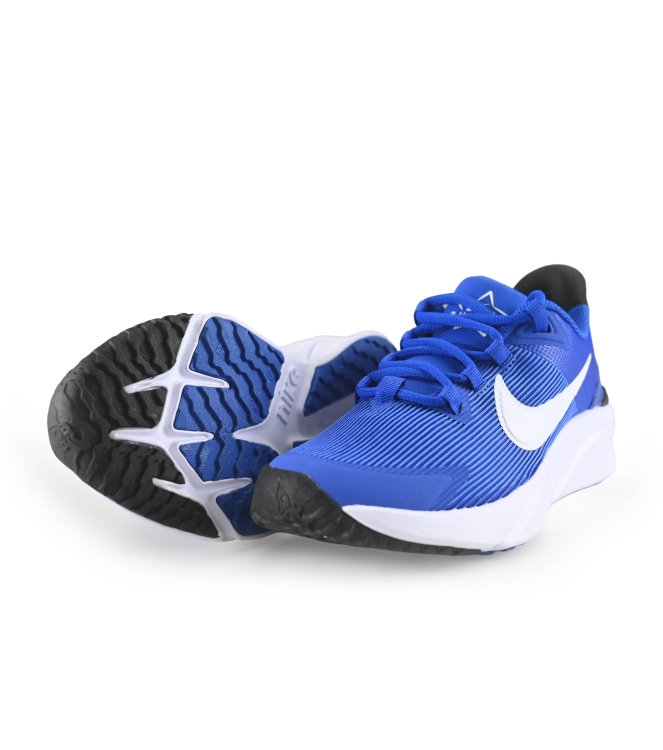 Nike Sneaker
