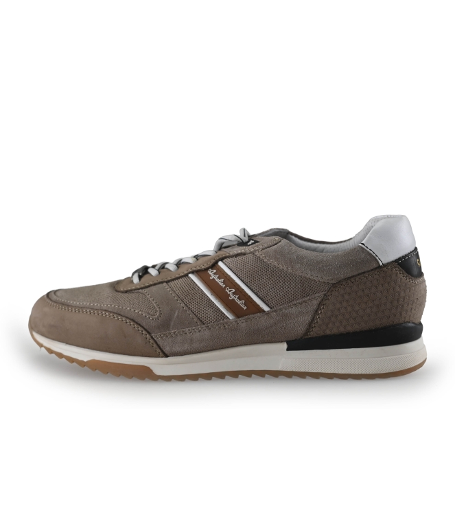 Australian Sneaker