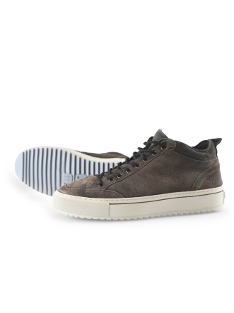 Rehab Sneaker