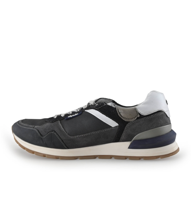 Australian Sneaker