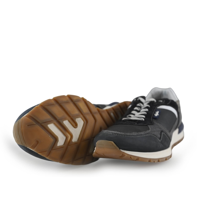 Australian Sneaker