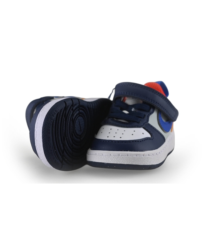 Nike Sneaker