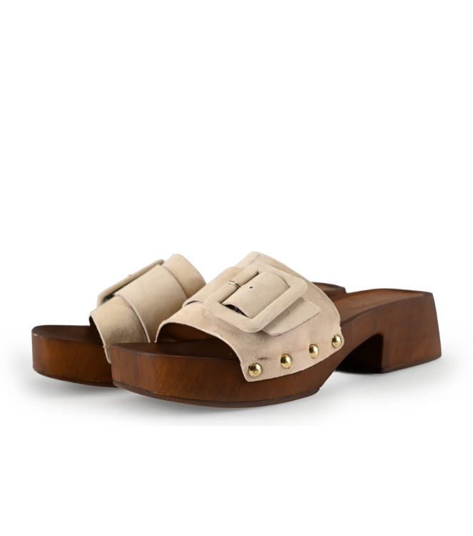 Notre-V Flip-Flops