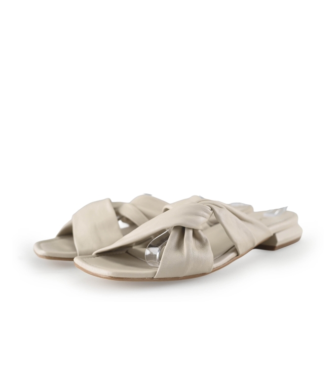 Mace Flip-Flops