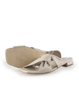 Mace Flip-Flops