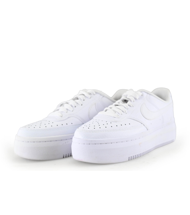 Nike Sneaker