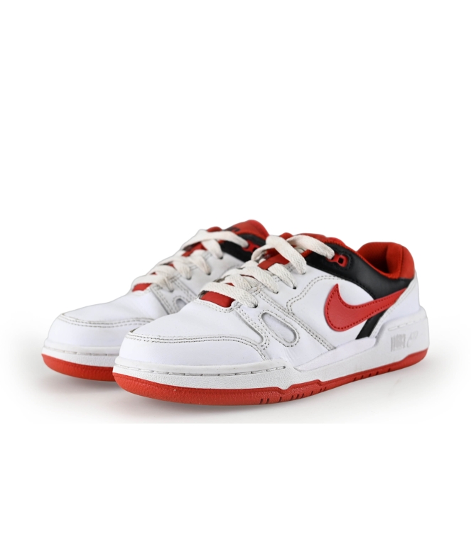 Nike Sneaker