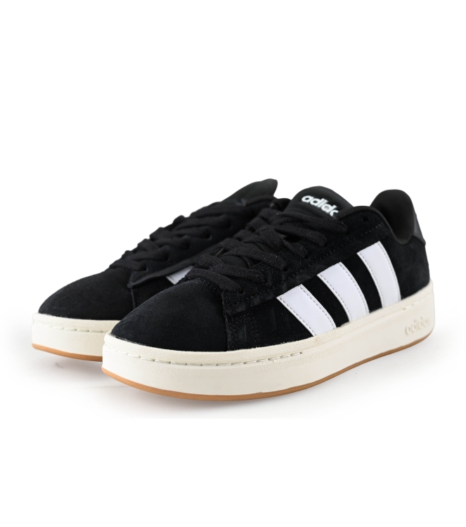 Adidas Sneaker
