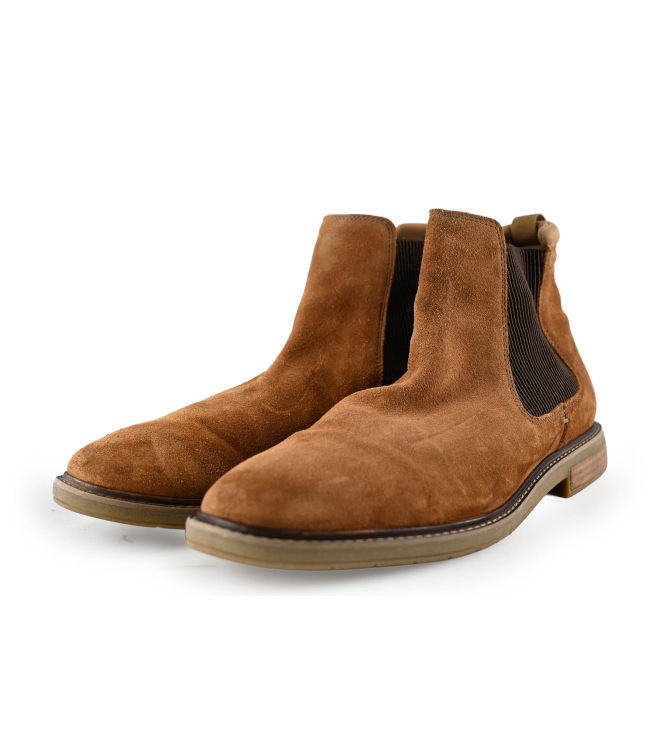 Clarks Chelsea boots