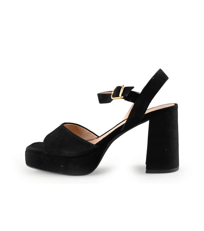 Unisa pumps