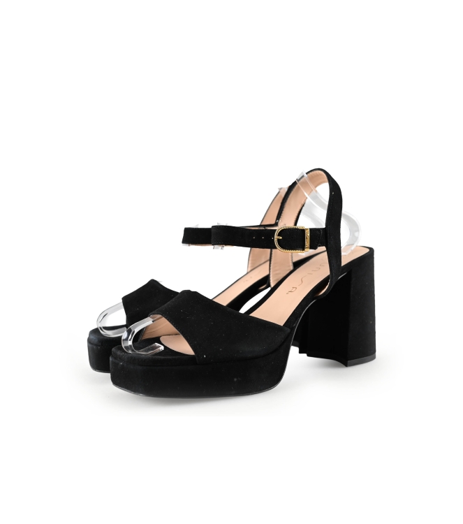 Unisa pumps