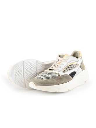 Giga Sneaker