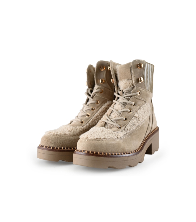 Signatur Schnürstiefel