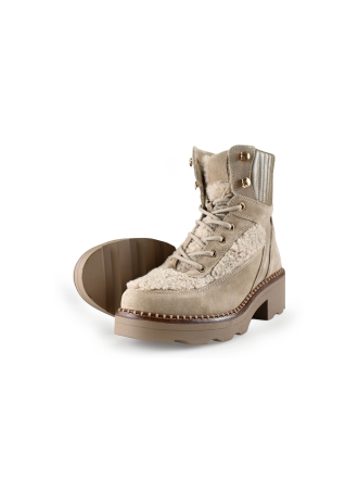 Signatur Schnürstiefel