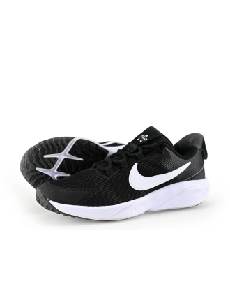 Nike Sneaker