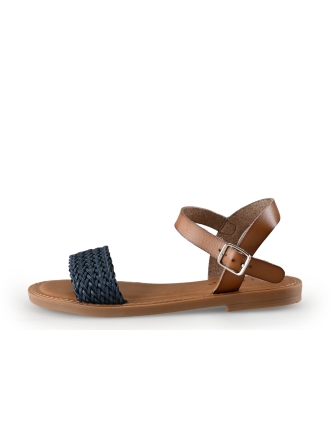 Hill. Sandalen