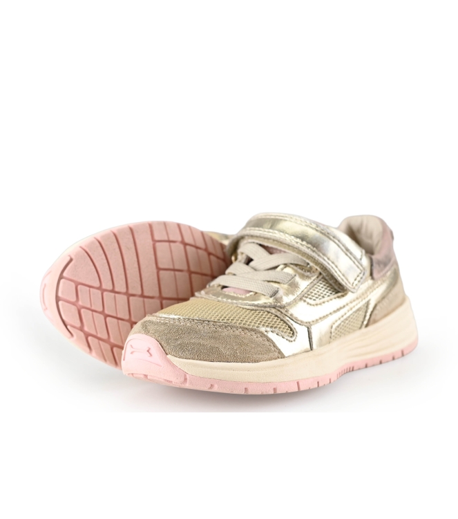 Stones And Bones Sneaker