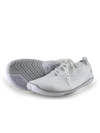 Xero Sneaker