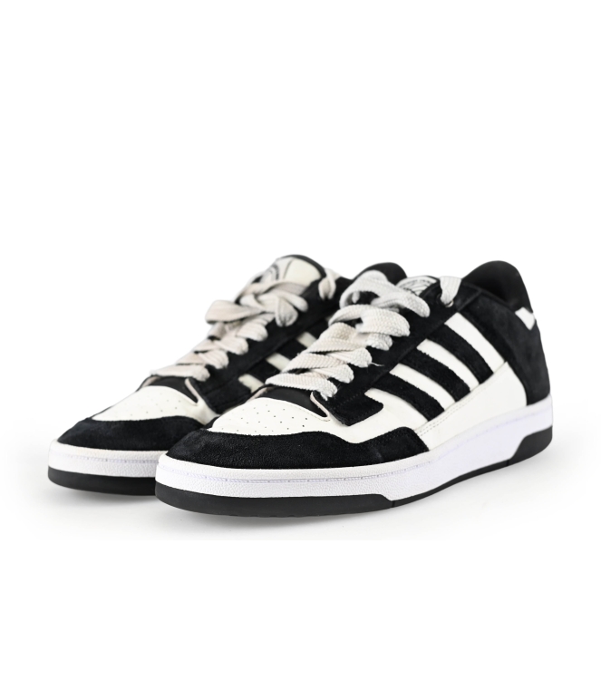 Adidas Sneaker