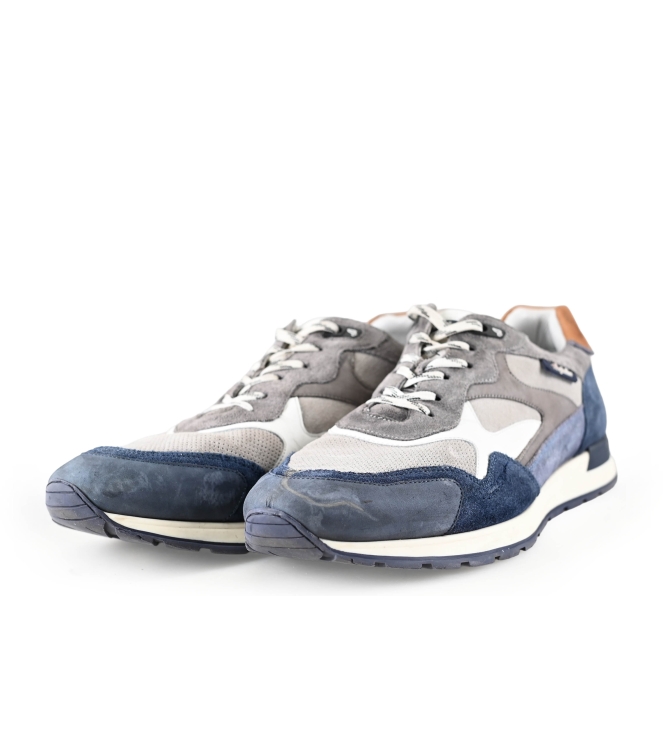 Australian Sneaker