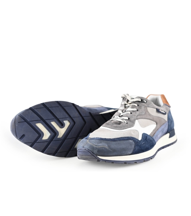 Australian Sneaker