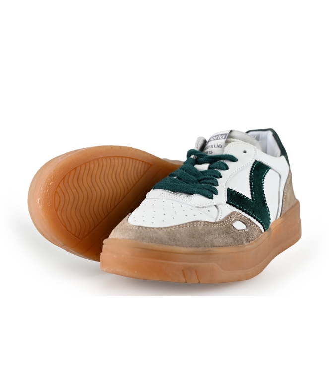 Victoria Sneaker