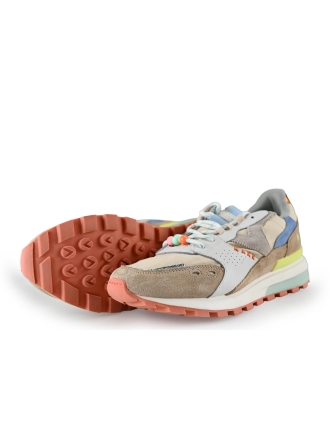 Victoria Sneaker